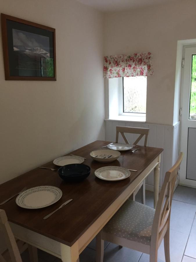Ty Canol Villa Ystalyfera Buitenkant foto