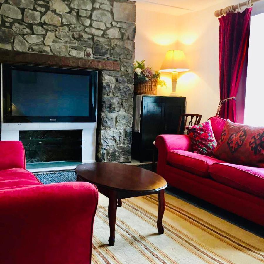 Ty Canol Villa Ystalyfera Buitenkant foto